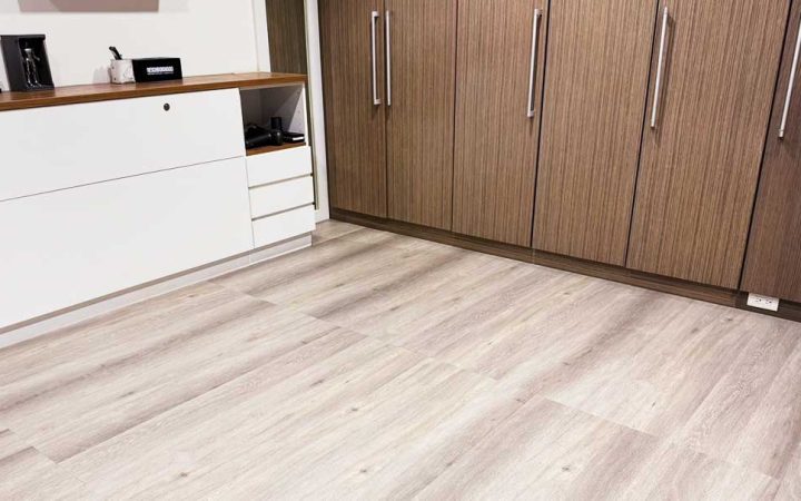 CocoHome宅家居裝修_免膠科技地板